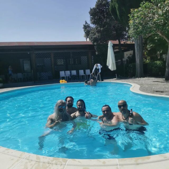 VILLA PIGNA BLUES FESTIVAL 2023 🎶 💥
BLUES'N'RESPECT 💥
#blues #rocknroll #bluestouchband #rocknrespect #dobroguitar #bluesrock #music #villapignabluesfestival #bluestouch #bluestouchslideband #livemusic #liveband